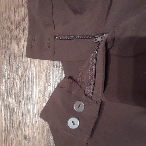 Brown short dress pants - Picture 4 of 5